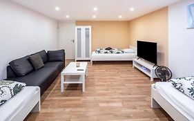Cityloft Kassel 1 - Zentrale Unterkunft Fuer Gruppen Bis 7 Personen - Parkplatz - Netflix